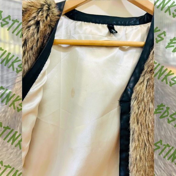FAUX FUR VEST - Picture 4 of 4